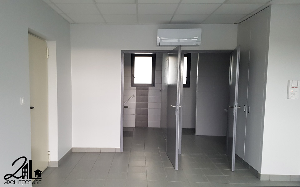 Construction de deux ateliers avec bureaux par 2L Architecture