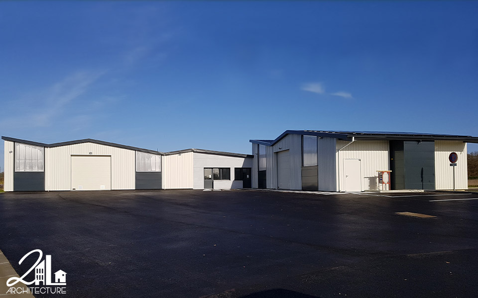 Construction de deux ateliers avec bureaux par 2L Architecture